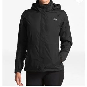The NorthFace Women’s Resolve Insulated Jacket